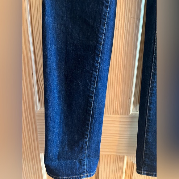 Eddie Bauer Slightly Curvy straight leg size 8L Blue Jeans - Picture 6 of 11